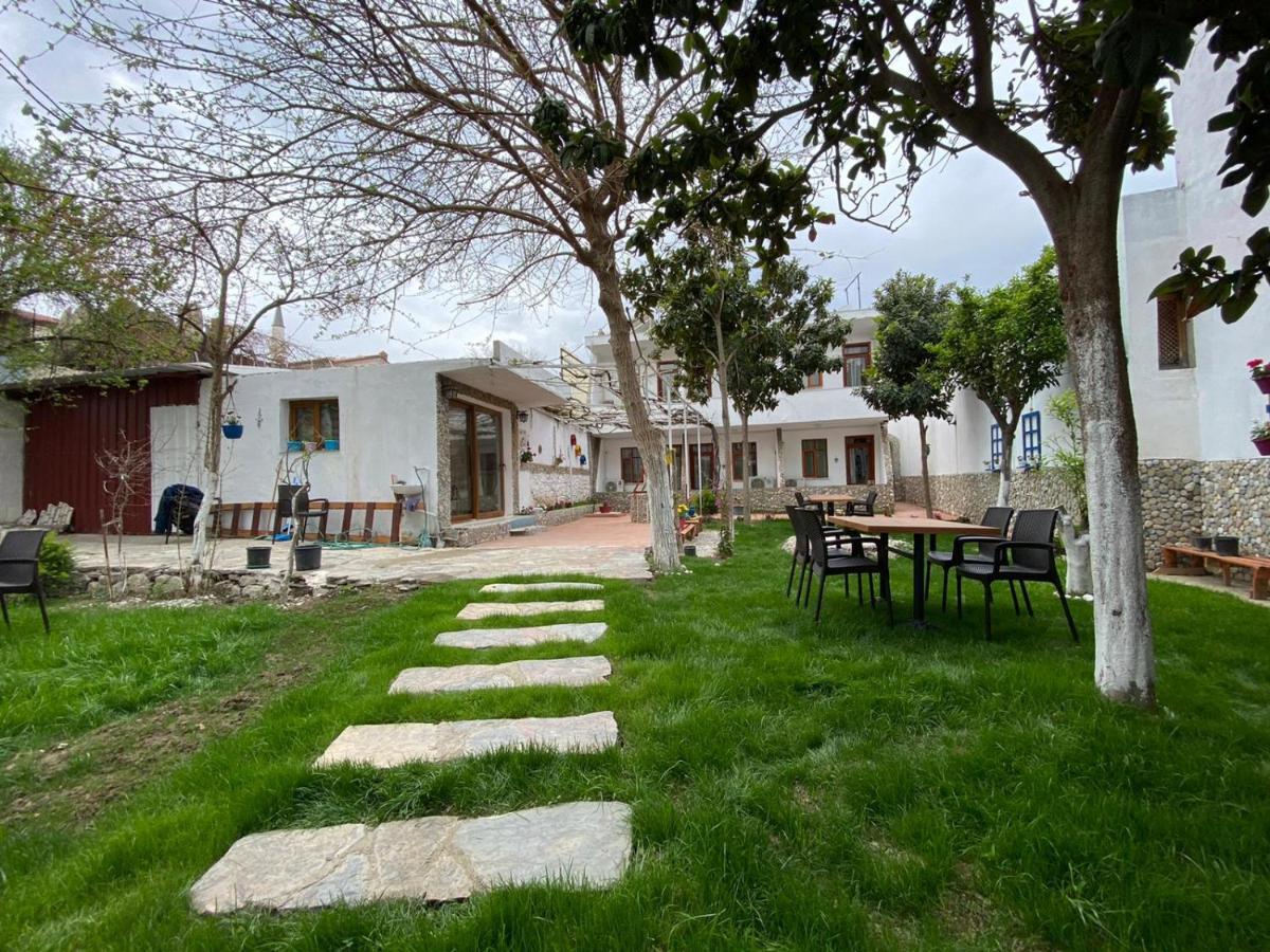 Duesseldorf Pansiyon Kusadasi Aydin Exterior foto